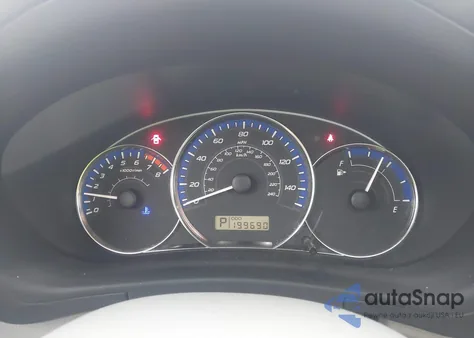 2011 Subaru Forester 2.5X Premium z USA, uszkodzony, nr VIN JF2SHADC6BH753713